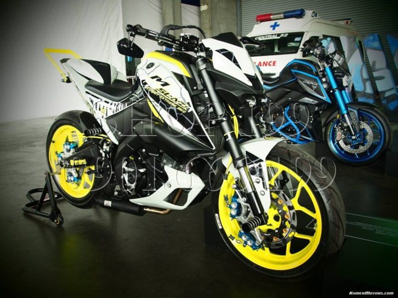 Xe Yamaha TFX 150 độ đẹp với tông màu trắng vàng cực đẹp
